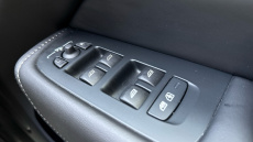 Volvo XC60 2.0 T8 [455] PHEV Ultra Dark 5dr AWD Geartronic Estate